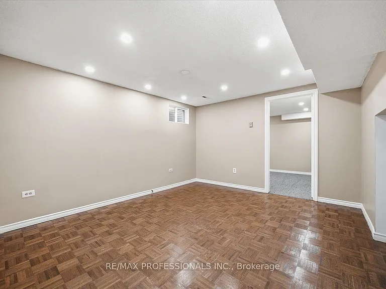 1708 Woodeden Dr — Photo 23