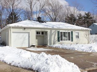 6497 Aylesworth Dr, Parma Heights, OH 44130