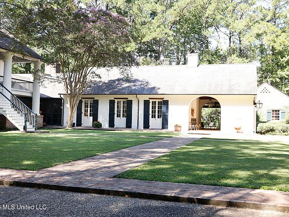 4th image of 657 Zetus Rd NW