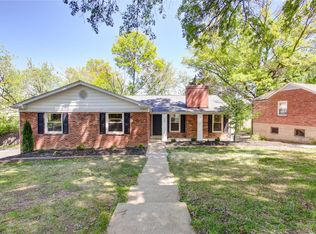 637 Tarrymore Ln, Saint Louis, MO
