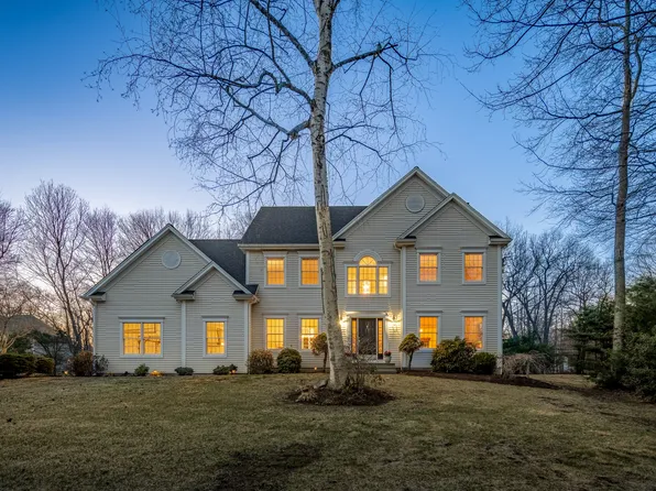6 Fawn Trail, Tolland, CT 06084