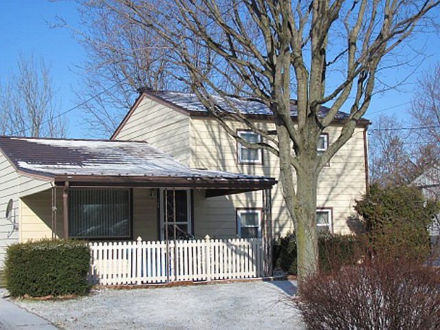 1st image of 108 7th Ave