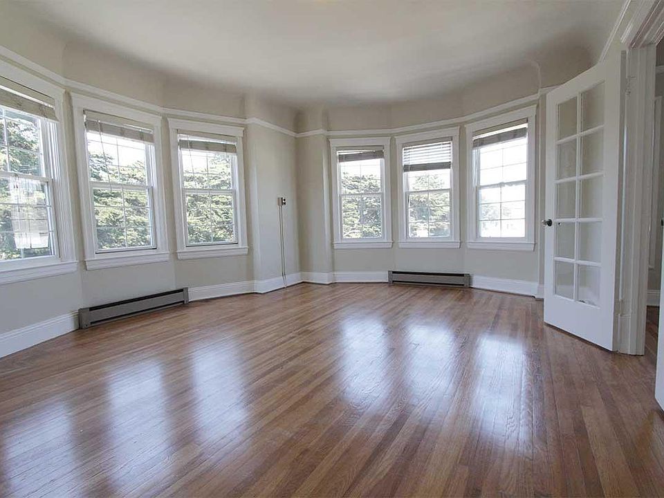 1st image of 1201 12th Ave APT 14