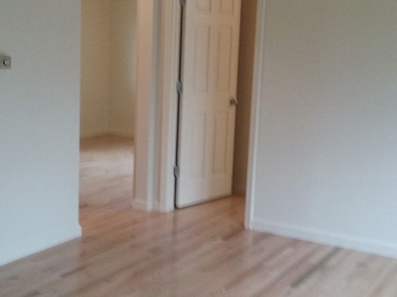 3rd image of 1395 Duncan Ave #House