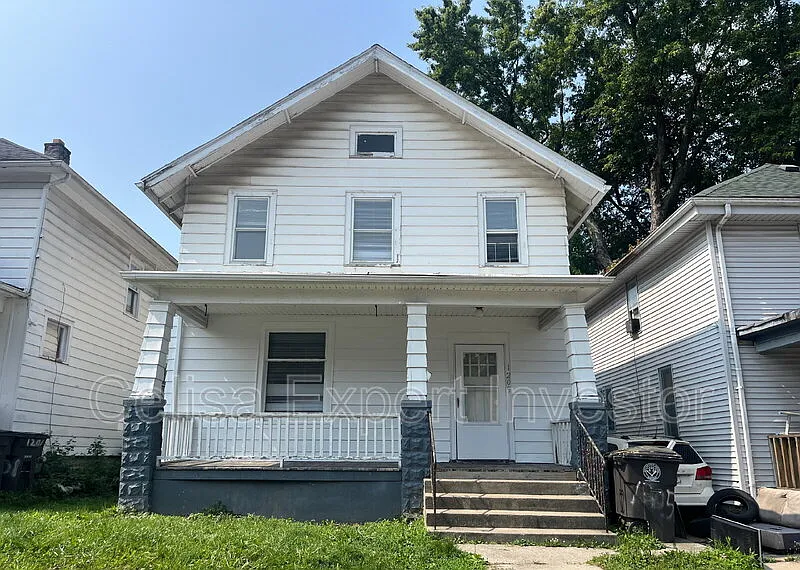 1209 W Wildwood Ave