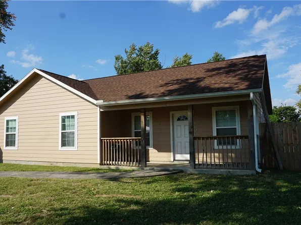 1801 W Wood St, Rogers, AR 72756