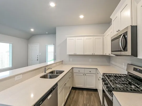 3024 Paintbrush Dr, Brookshire, TX 77423