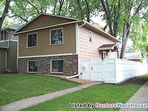 3351 Grimes Ave N Photo 1