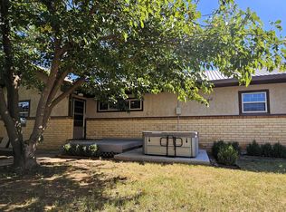 101 Cravy Dr, Clovis, NM 88101