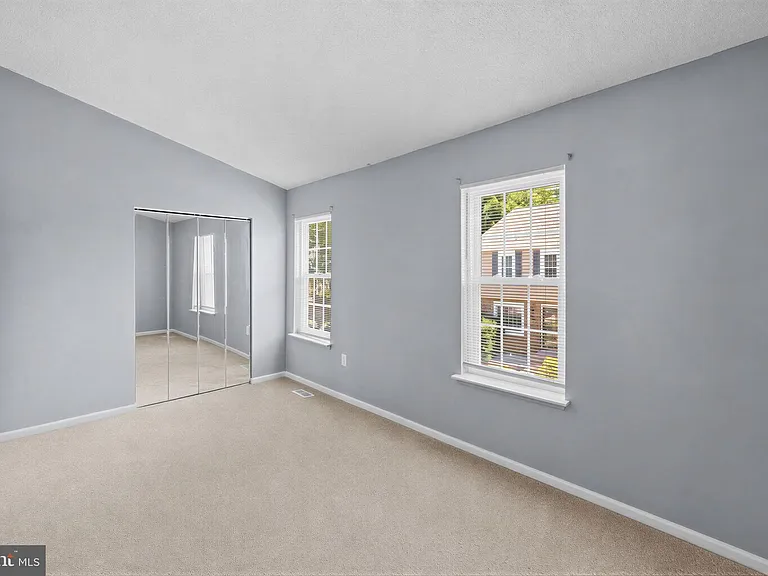 743 Saint Michaels Dr — Photo 19