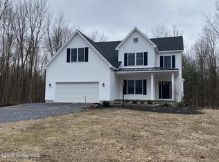 146 Knapp Rd, Malta, NY 12020