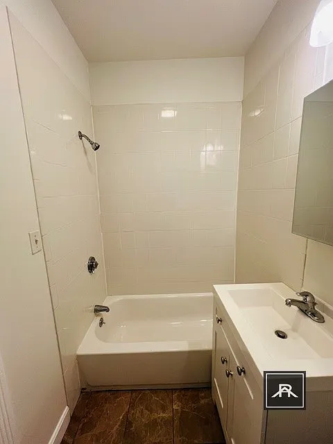 Studio, 1.0 bath, $2,450 — Photo 3