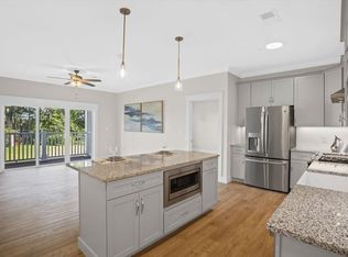 57 Long Point Rd #301, Lakeville, MA 02347