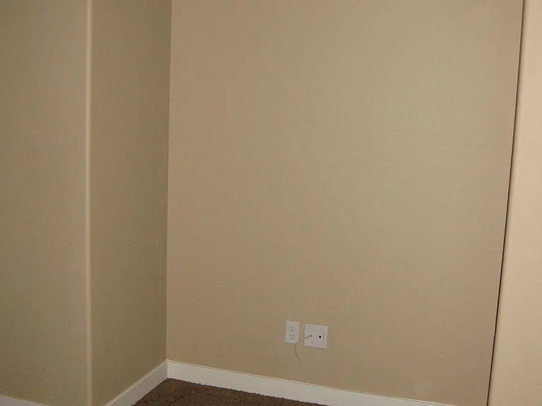 1147 E Cedar St — Photo 19