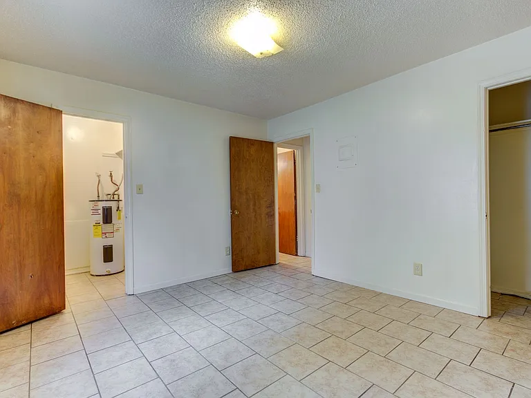 The View Apartment — Photo 14