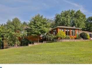 30 Park Rd, Ottsville, PA 18942