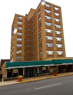 1st image of 530 W Berry St APT 405