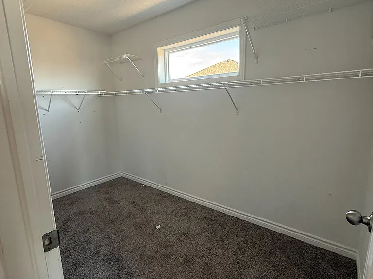 133 Templewood Dr — Photo 29