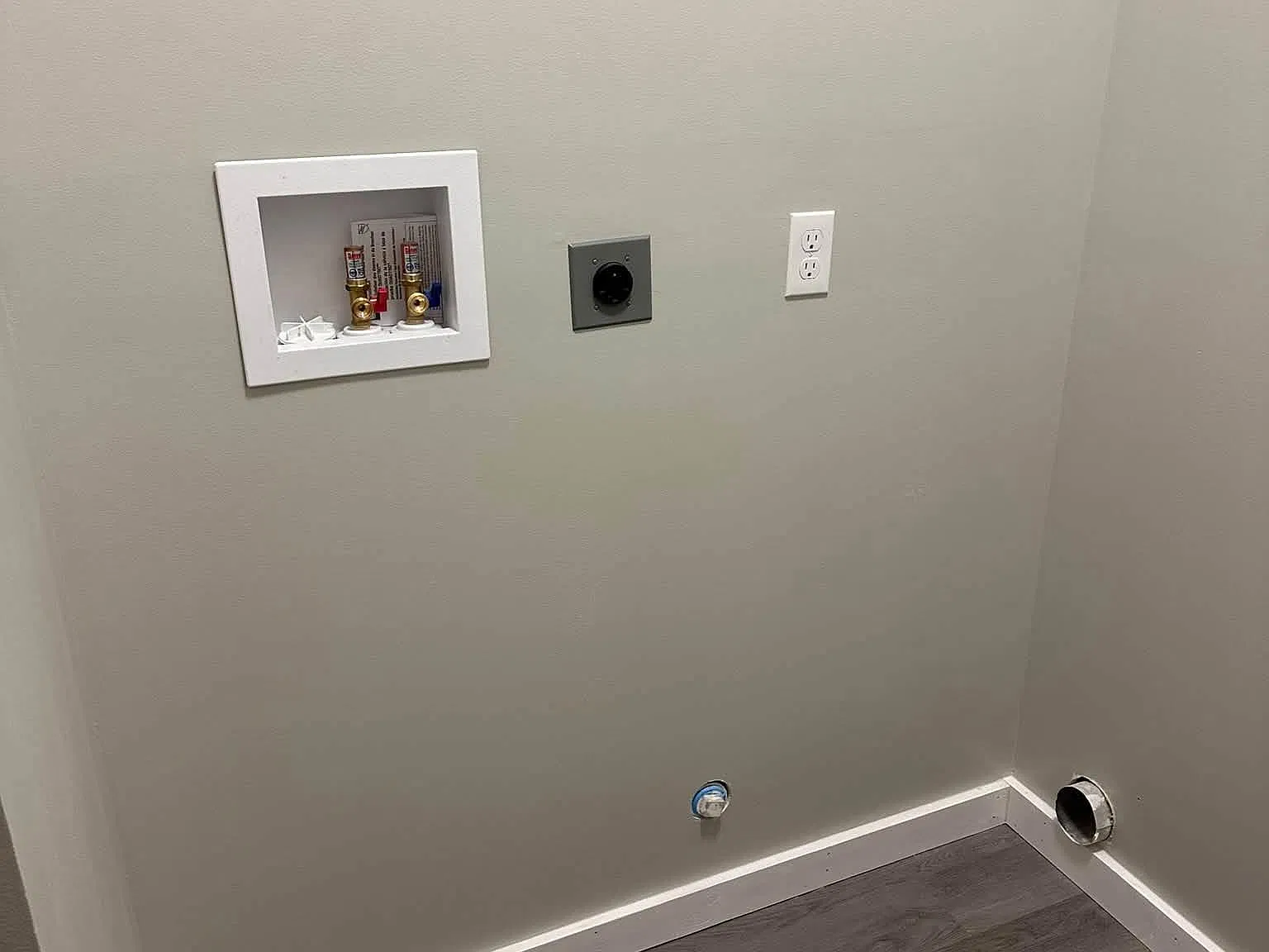 3 bed, 1500 sqft, $1,600 — Photo 3