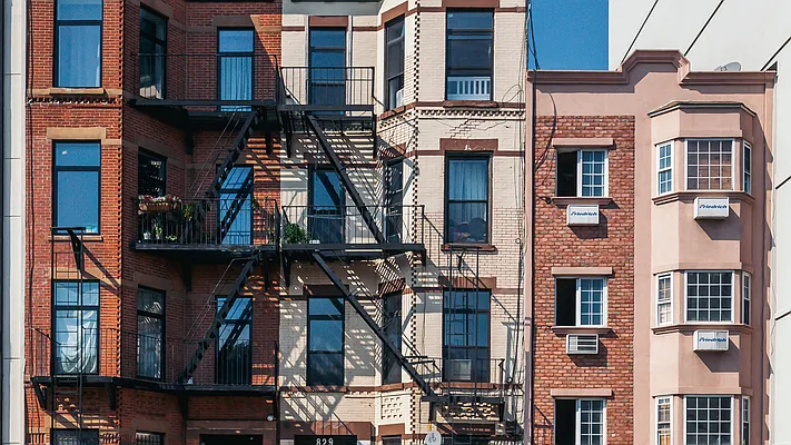 Rented by Nooklyn NYC LLC | media 31