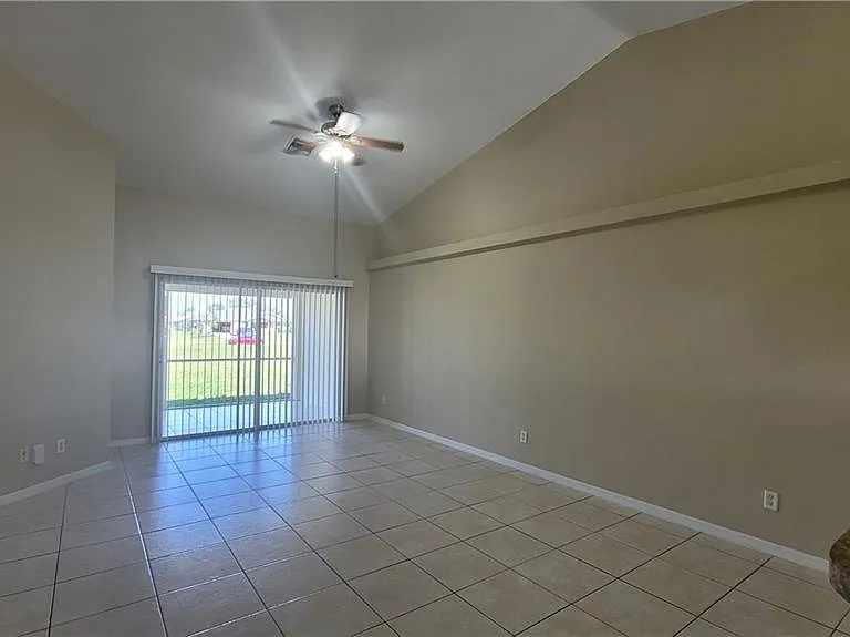 2026 Andalusia Blvd — Photo 5