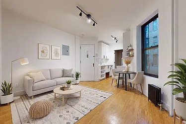 590 Amsterdam Avenue, #7