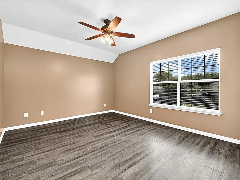 13218 Ambrosa Dr — Photo 19