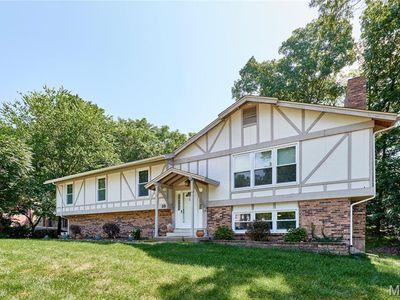 10 Glenworth Ct, Ballwin, MO, 63011