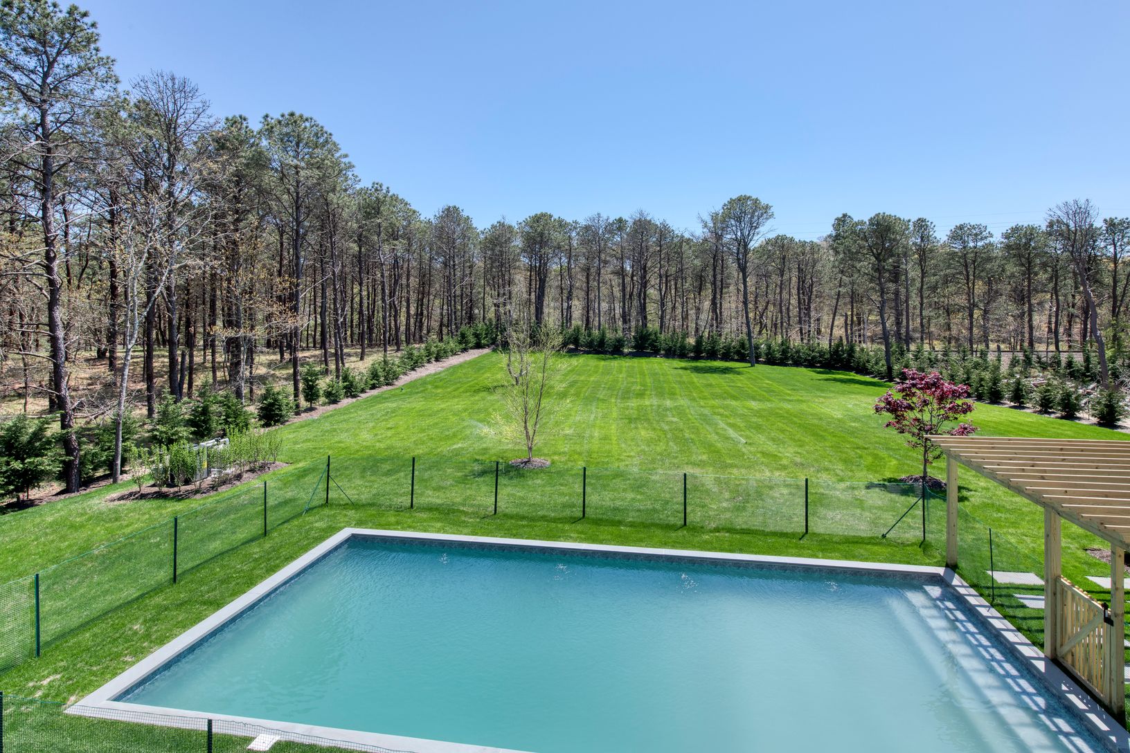  Heated pool