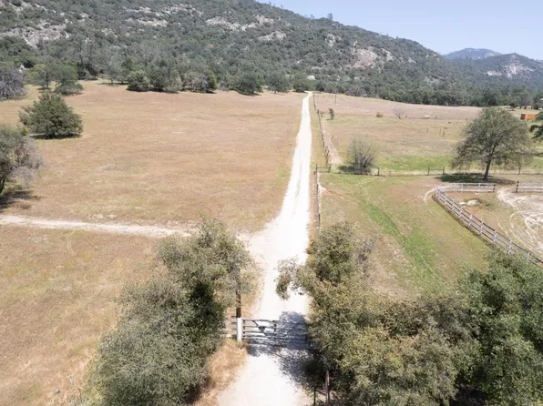 35430 Wiemiller Rd, Tollhouse, CA 93667