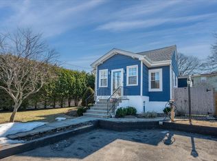 8 Ashford Pl, Yonkers, NY 10701