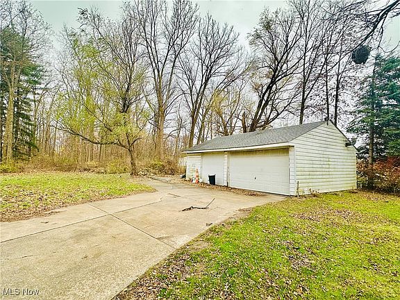 4th image of 26440 Cannon Rd