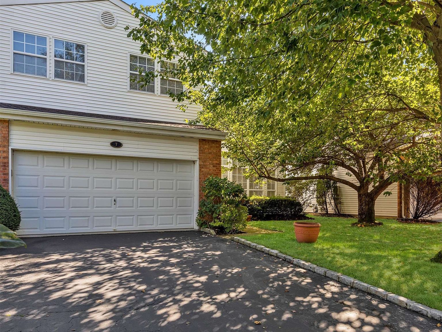 7 Hamlet Dr UNIT 7, Commack, NY 11725 Zillow