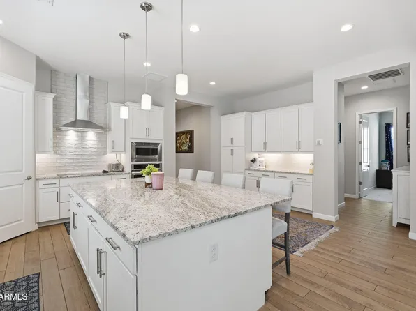 6620 E LIBBY Street, Phoenix, AZ 85054