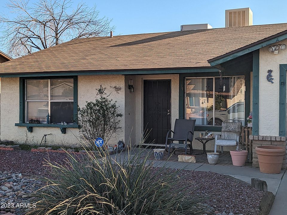1st image of 6539 W ALTADENA Avenue