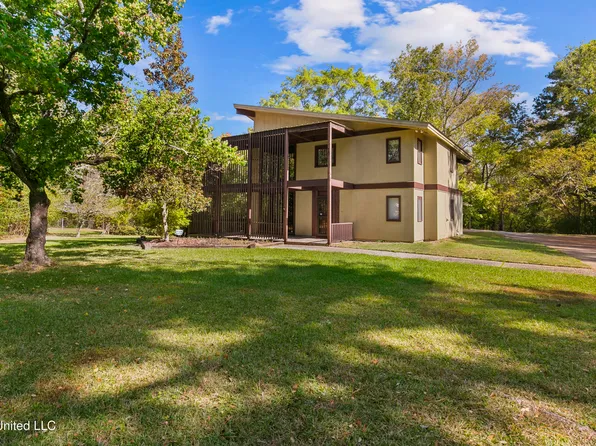 417 Louis Wilson Dr, Brandon, MS 39042