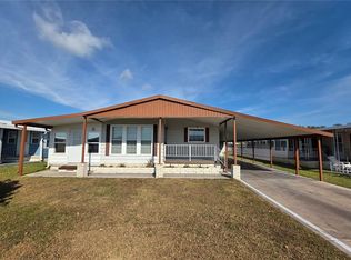 36615 Dina Dr, Zephyrhills, FL 33542