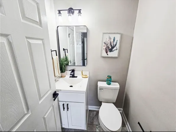 1909 Garrett St, Portsmouth, VA 23702
