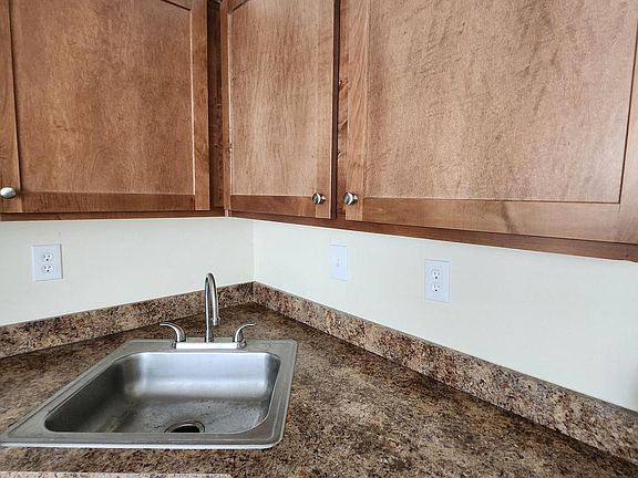 Brand New kitchen cabinets and countertops *bathroom vanities to match