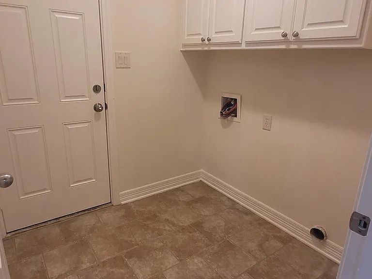 10726 Westhaven Cir — Photo 18