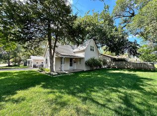 403 N Saint Paul St, Wichita, KS 67203