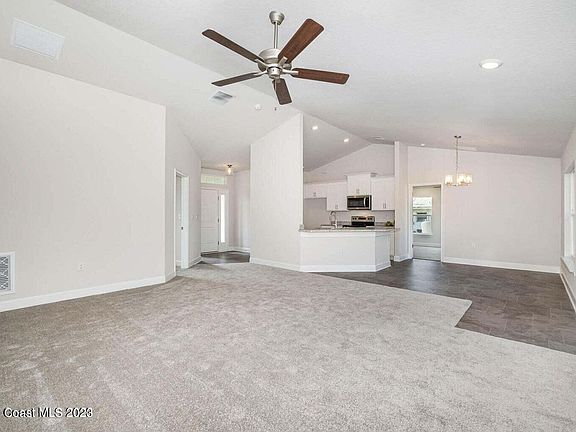 3rd image of 2757 Tolman Avenue Ave SE