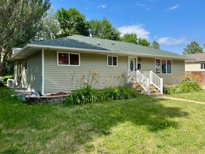 804 W Central Ave, Minot, ND, 58701