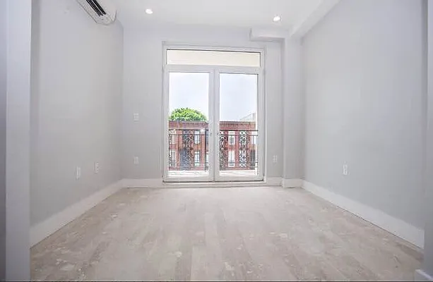 Rented by Nooklyn NYC LLC | media 16