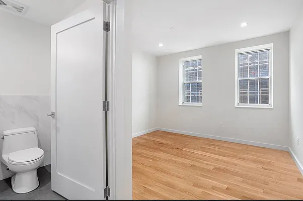 Rented by Nest Seekers International | media 18