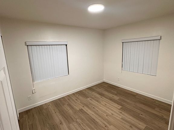 4th image of 8428 Murietta Ave