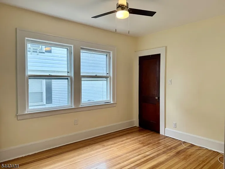 15 Walnut Pkwy #1 — Photo 10
