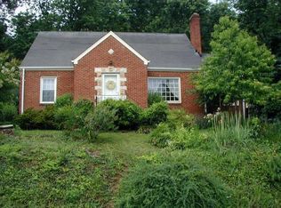 1472 Craig Robertson Rd SE, Roanoke, VA 24014