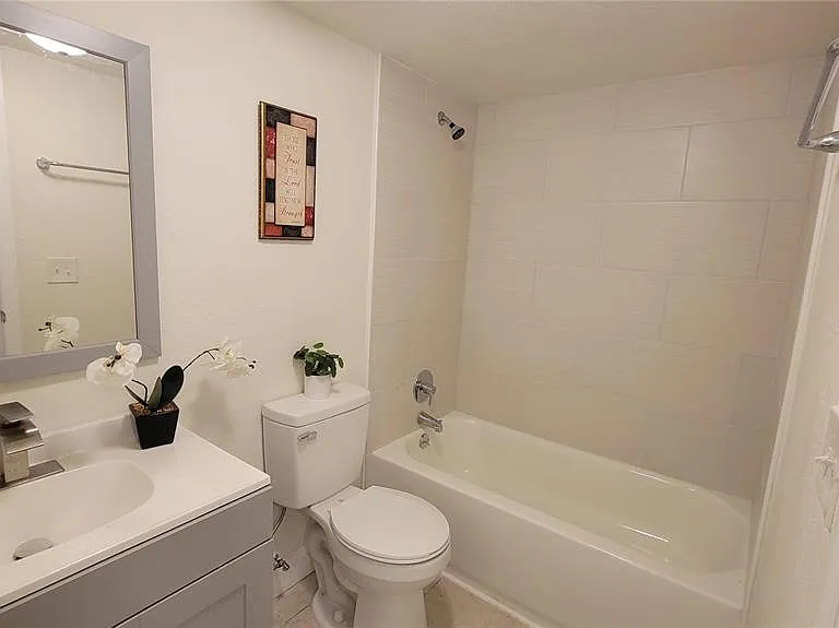 4403 S Semoran Blvd #6 — Photo 23