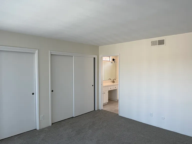 4339 Mentone St — Photo 14